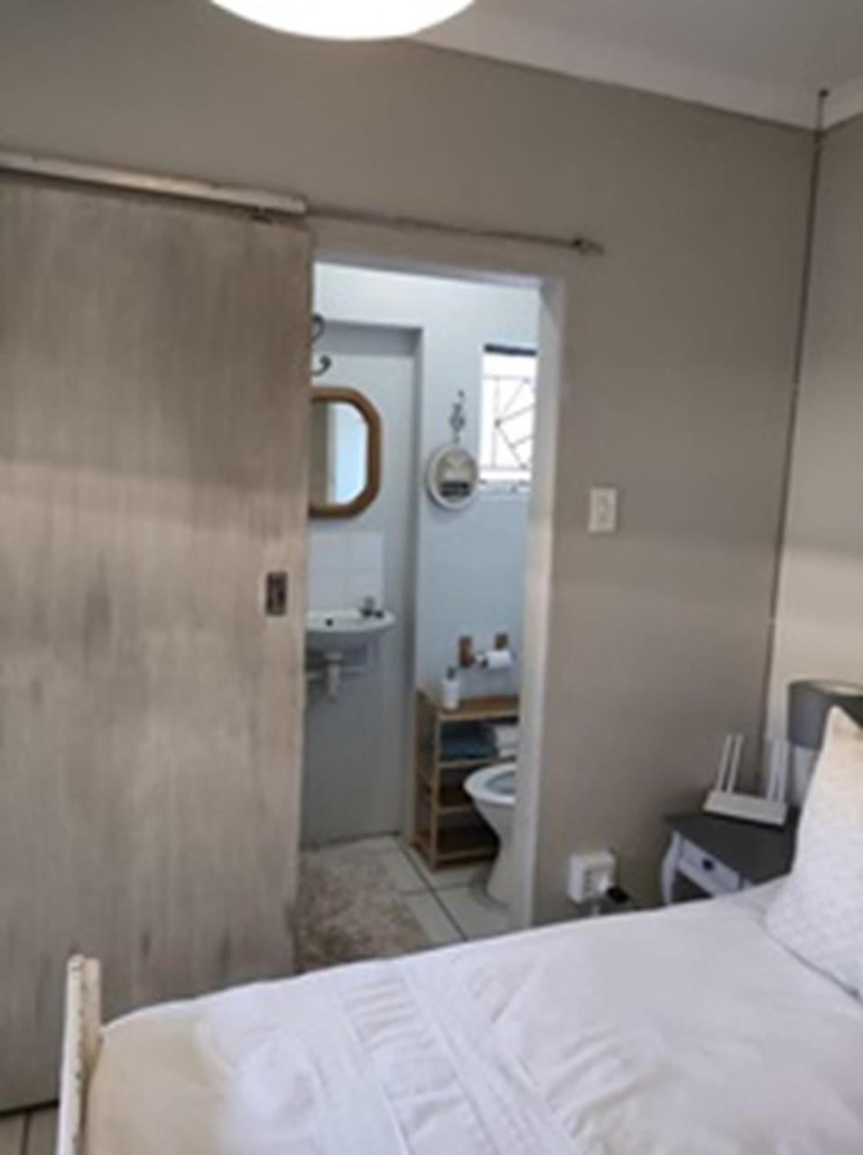 Stonehenge Cottage Oudtshoorn Eksteriør bilde